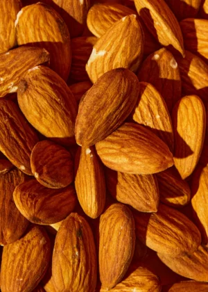 Premium almonds 1kg