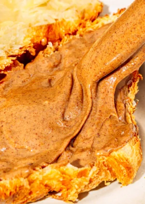 Organic almond butter with cinnamon and vanilla 500g