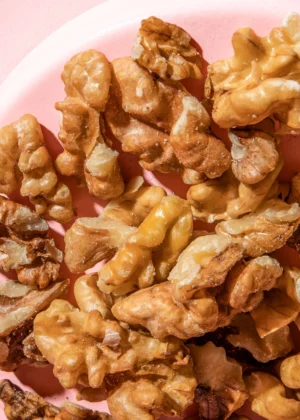 Organic walnut pieces 1kg