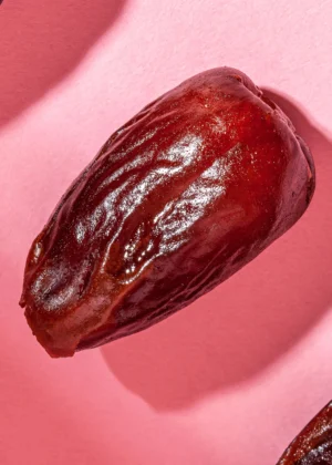 Deglet Nour dates without pits