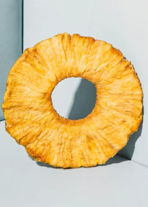 Dried pineapple rings