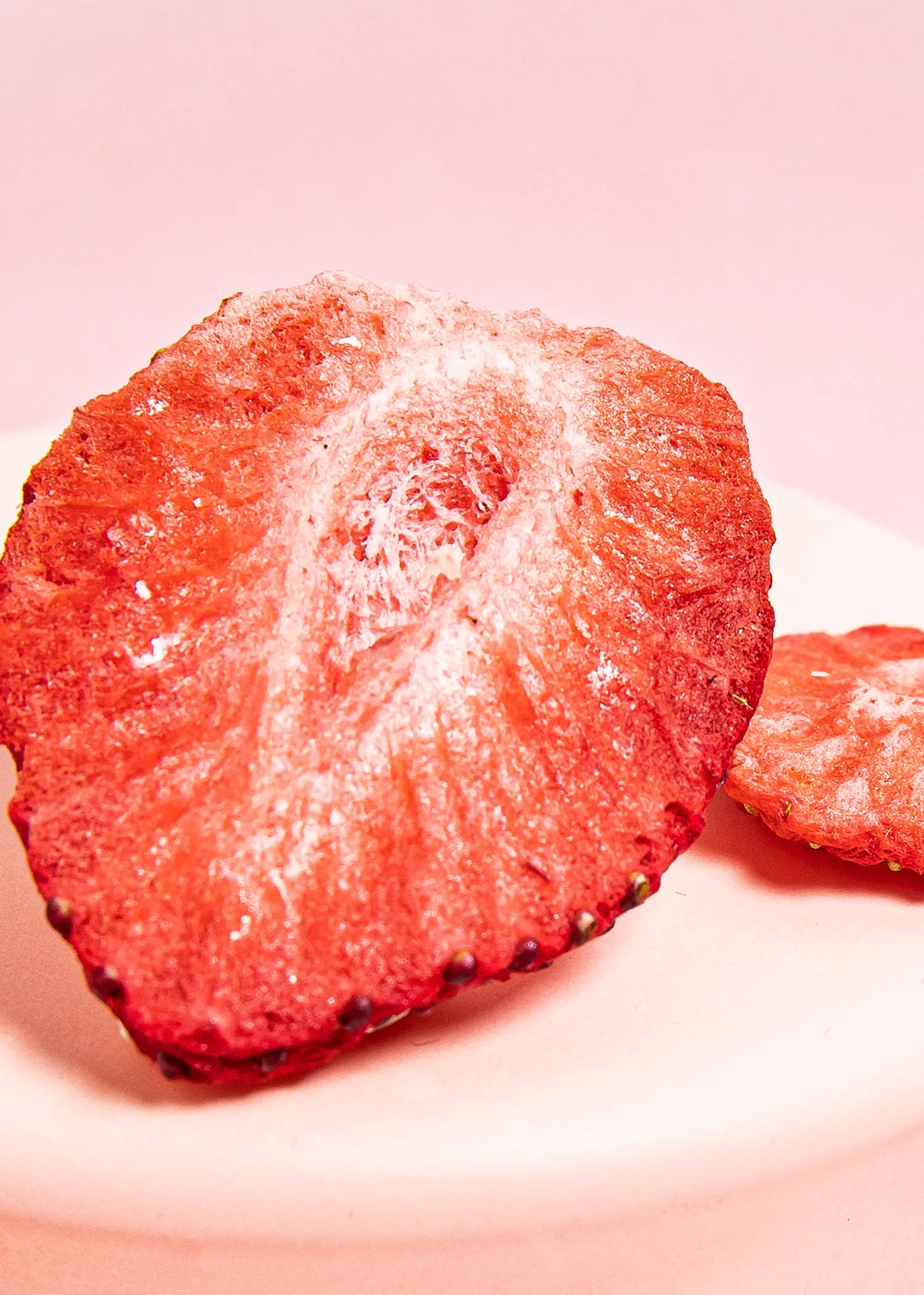 Freeze-dried strawberry slices 350g - Image 2